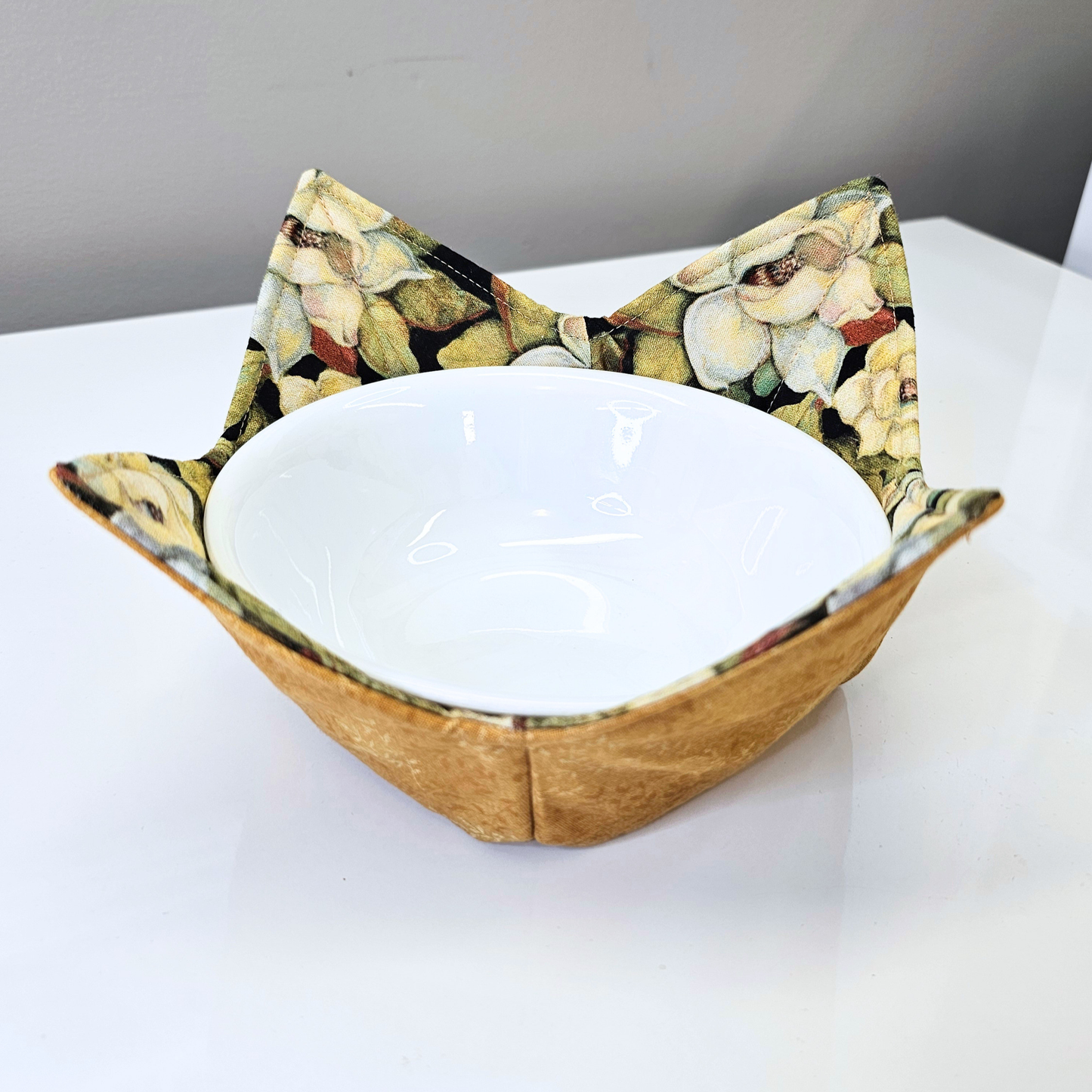 Golden Kitchen Bowl Cozy