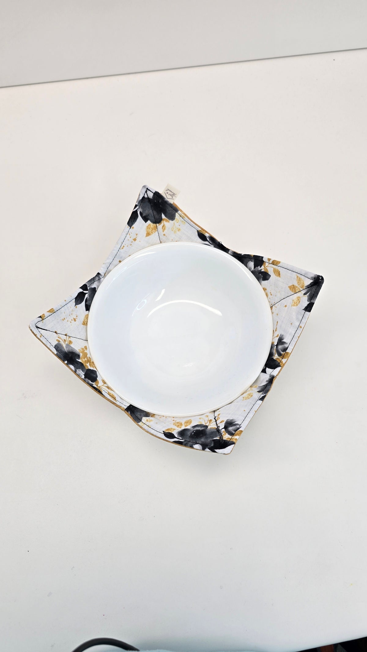 Golden Meadow Bowl Cozy