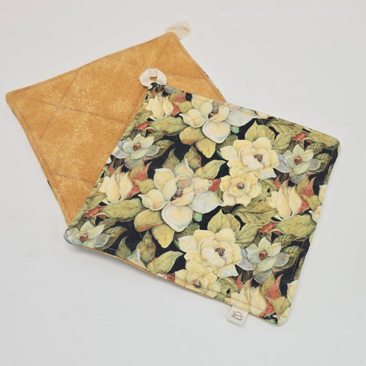Reversible Hot Pad & Trivet – Golden Magnolia