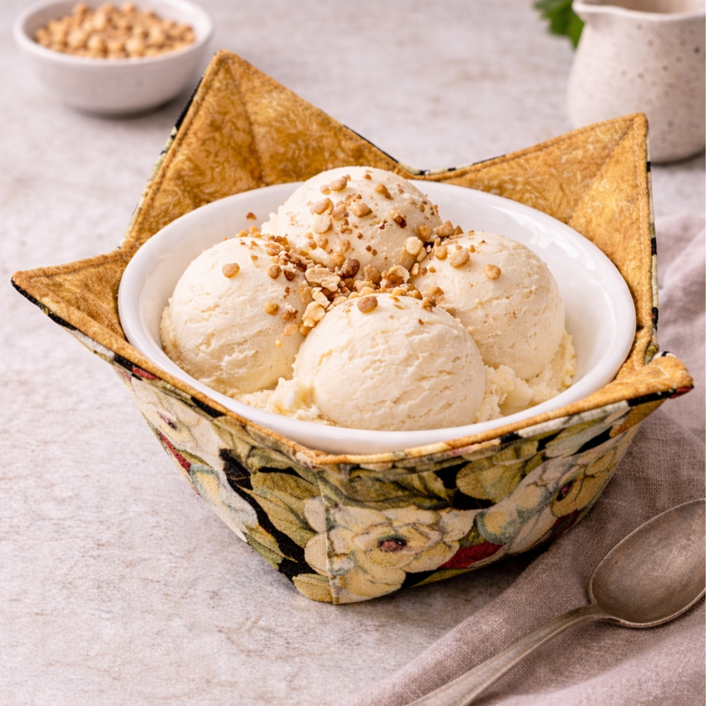 Golden Kitchen Bowl Cozy